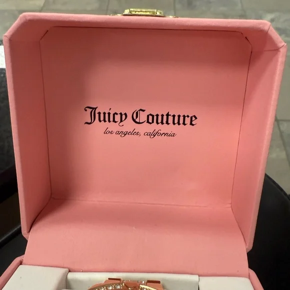 Juicy Couture Los Angeles NWT Statement Gold  Pink Face Bling Rhinestone Watch - Picture 7 of 8